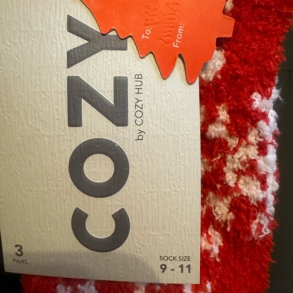 New with tags Holiday socks - Picture 2 of 3